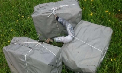 Tragi cu pușca-n aer foc, dar contrabandiști – tot ioc