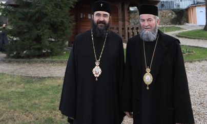 Mitropolitul Ortodox Român al Europei Occidentale și Meridionale liturghiseşte în Baia Mare