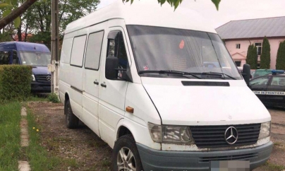 Microbuz furat din  Italia, înmatriculat în Ucraina și depistat în România