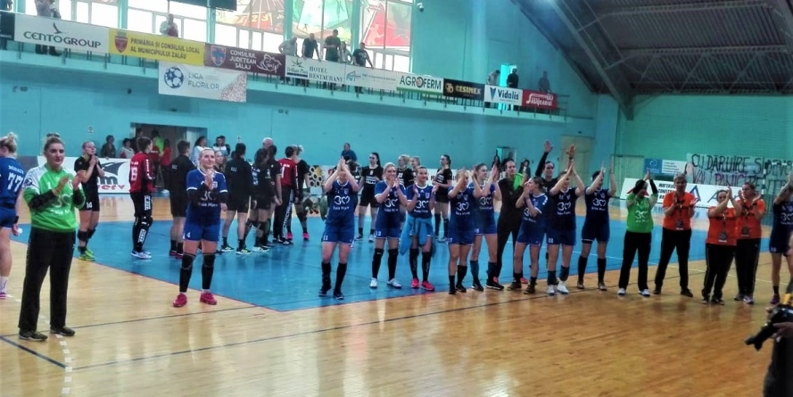 Galeria băimăreană a susținut handbalistele de la Minaur la derby-ul zonal de la Zalău