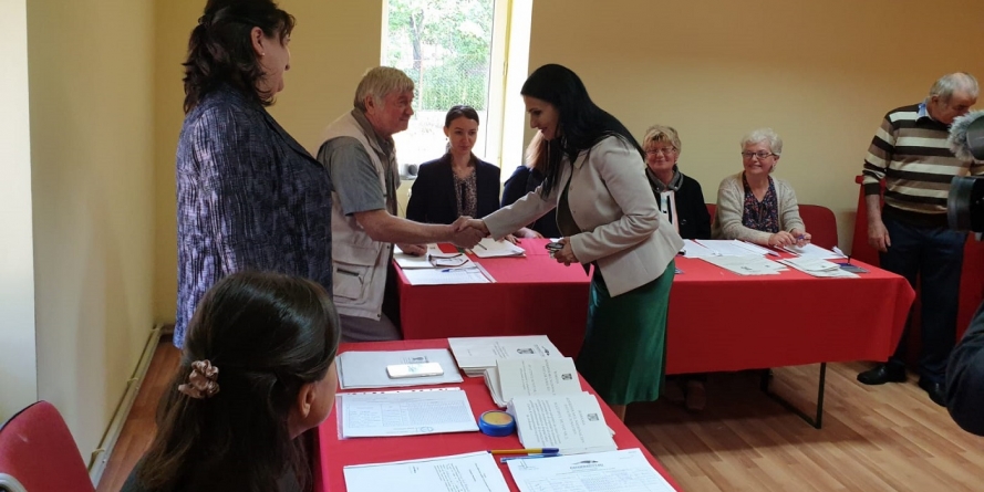 În 18 județe a fost depășit pragul de prezență de 50%