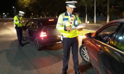 N-avea permis, dar și-a permis să intre pe interzis, fugind de polițiști