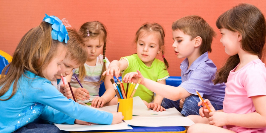 Util pentru părinți: 27 de grădinițe vor fi deschise în Maramureș pe perioada vacanței de vară