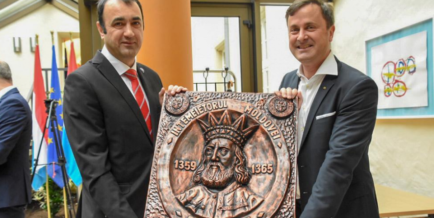 Premierul luxemburghez cu origini moldovenești i-a primit pe maramureșeni (GALERIE FOTO)