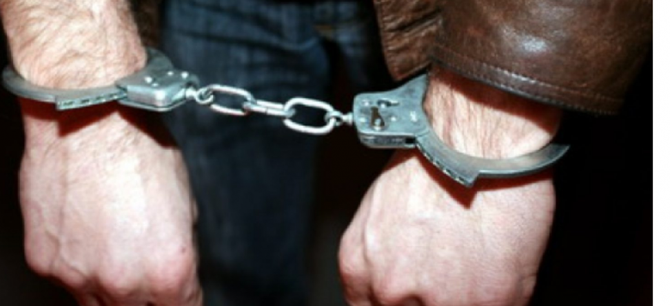 Arestat preventiv după ce a furat peste șase cartușe de țigări dintr-un magazin din Baia Mare
