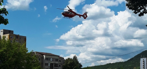Incendiu în Bocicoiu Mare. Un bărbat a fost transportat la spital cu elicopterul SMURD
