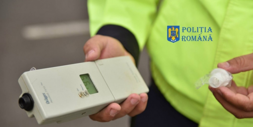 Infracțiune rutieră: Un șofer beat rula cu viteză către Fărcașa. Polițiștii nu au reușit să îl testeze cu etilotestul