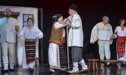 Poftiți la teatru!