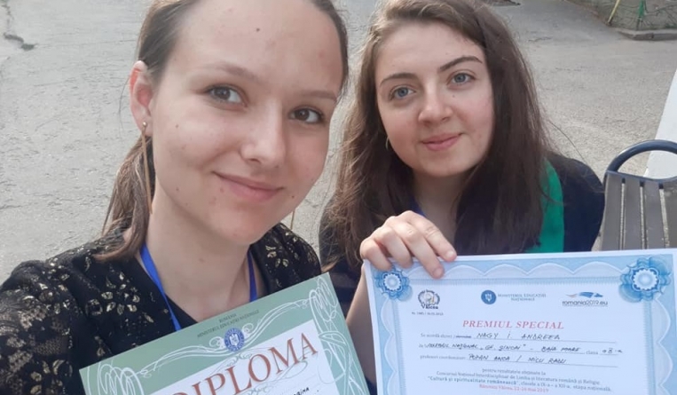 Toate elevele participante la  faza națională a Concursului Interdisciplinar „Cultură şi spiritualitate românească” au luat premii