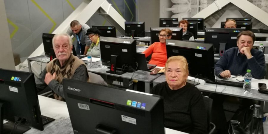 Curs de utilizare a calculatorului pentru vârstnici