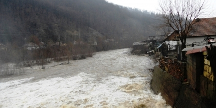 Risc de depășire a cotelor de pericol în bazinele hidrografice Iza și Vișeu