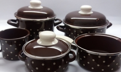 Un set de oale, oferit drept cadou, a costat…600 de lei