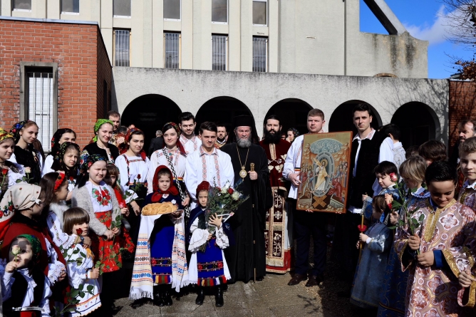 Biblioteca ”ÎPS Părinte Arhiepiscop Justinian”, prima de carte românească din zona Romainville a Parisului