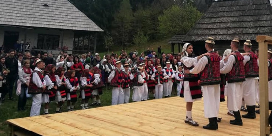 Formații artistice din străinătate prezente la “Paști în Maramureș” (GALERIE FOTO)