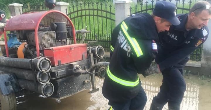 Cod portocaliu de inundații și cod galben de accentuată instabilitate atmosferică