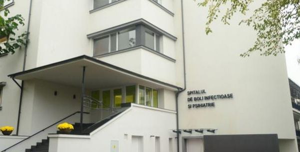 Un aparat mobil de radiografie pulmonară a fost pus în funcțiune la Spitalul de Boli Infecțioase Baia Mare (FOTO)