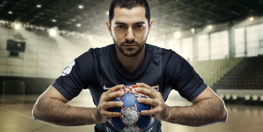 Tudor Marta pune capăt carierei de handbalist; azi joacă ultimul meci în calitate de jucător profesionist (GALERIE FOTO)