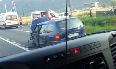 Două accidente în Cicârlău: unul pe vreme bună, altul pe ploaie (GALERIE FOTO)