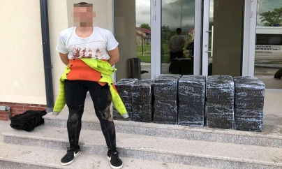 Contrabandist ucrainean de țigări, prins în Valea Vișeului