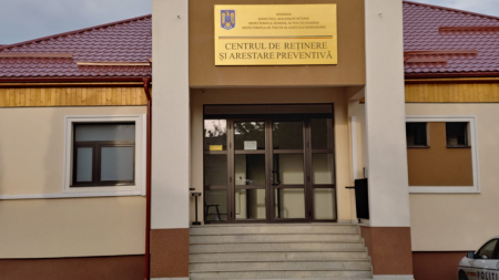 Ei și-au încercat norocul!: Adolescentul din Vișeu de Sus care a vrut să violeze o femeie și un alt infractor de loc din Fălticeni au vrut să evadeze din arest