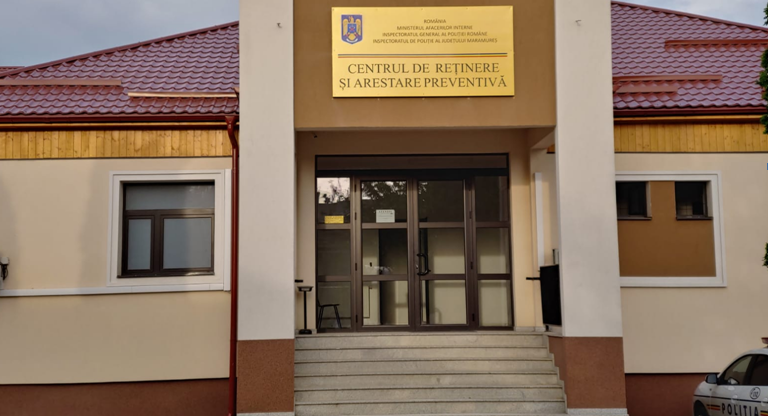 Ei și-au încercat norocul!: Adolescentul din Vișeu de Sus care a vrut să violeze o femeie și un alt infractor de loc din Fălticeni au vrut să evadeze din arest