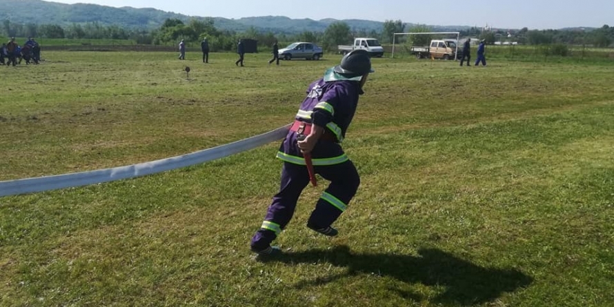 Intervenții ale pompierilor pe stadionul ”Viorel Mateianu” din Baia Mare