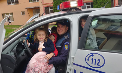 Polițiștii s-au întâlnit cu micuții din Vișeu de Sus și Târgu Lăpuș