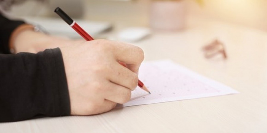 120 de absolvenți maramureșeni au susținut proba scrisă de Limbă și literatură maternă din cadrul Evaluării Naționale