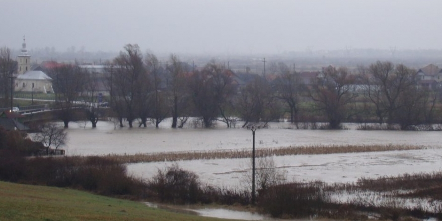 Cod hidrologic portocaliu în bazinul Lăpuș: risc de depășire a cotelor de inundație (VIDEO)