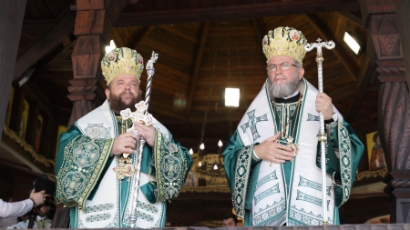 Programul de duminică al înalților ierarhi