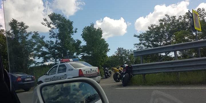 Accident pe Mesteacăn – un motociclist a fost rănit