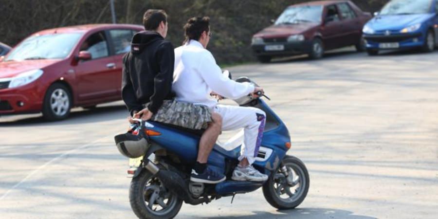 Minori auto-accidentați, care s-au dat moto-accidentați