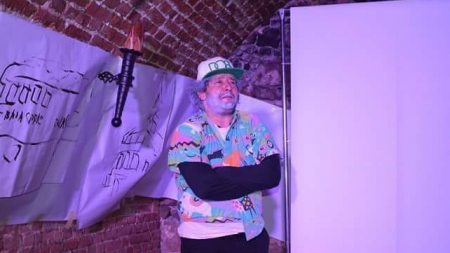 Joia cu teatru, altul decât cel din festival