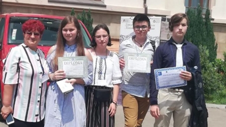 Maramureșeni premiați la Concursul național de chimie „Raluca Rîpan”