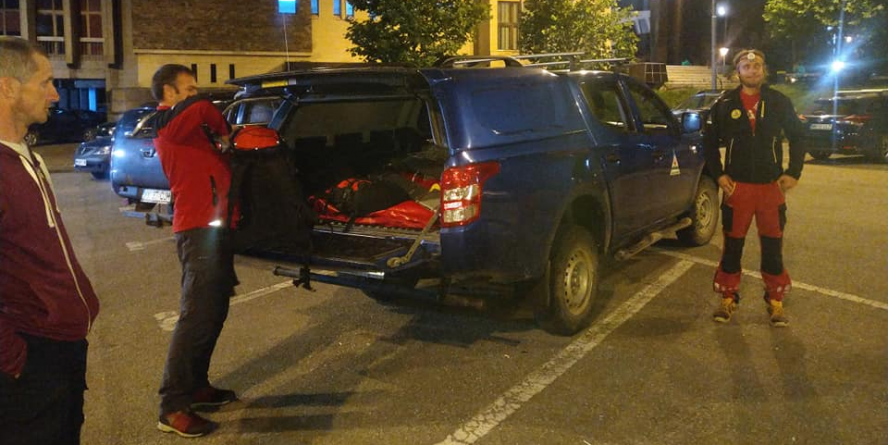 A chefuit la iarbă verde, l-a prins furtuna, s-a rătăcit, dar l-au salvat salvamontiștii