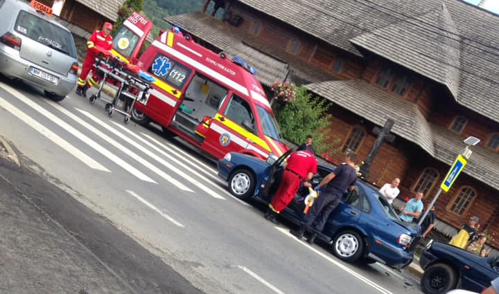 Inaugurare de hypermarket cu inaugurare de accident la trecerea de pieton