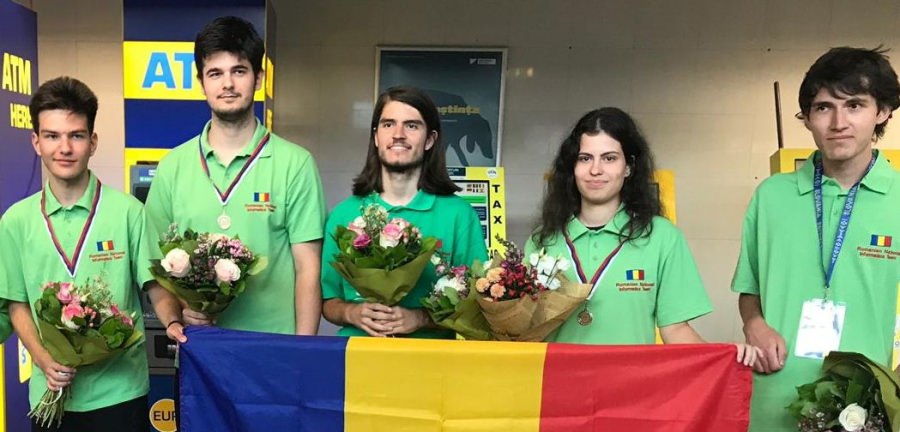 O medalie de aur și două de argint pentru lotul naţional de informatică la Olimpiada Europei Centrale
