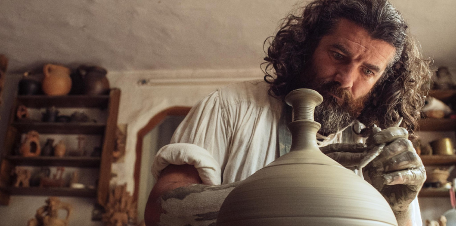 Marele secret al vieții olarului dacic,  Daniel Leș