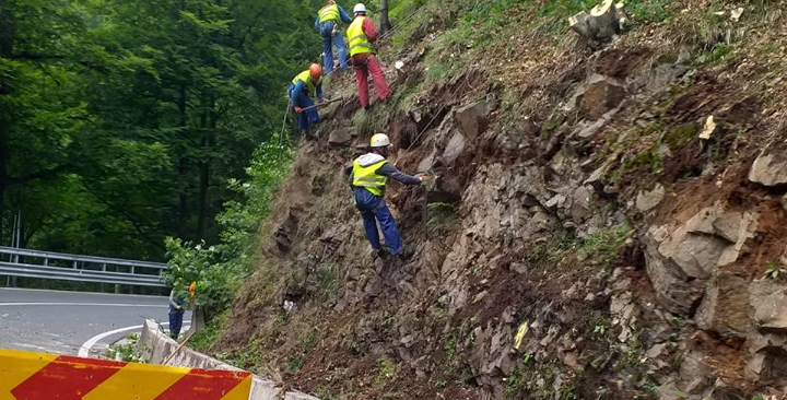 Circulație rutieră dirijată semaforizat sau cu palete pe DN 18