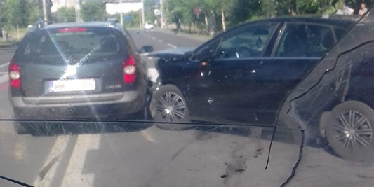 Lăsați-ne să încăpem și noi!