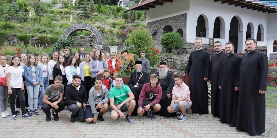 Dorința copiilor din tabăra de la Mănăstirea Chiuzbaia: ”vrem aici și la anul!”