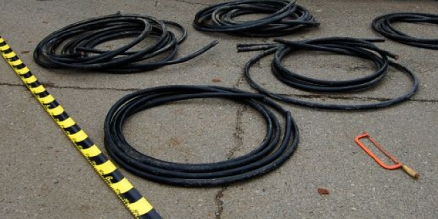 Un tânăr maramureșean a furat 40 de kilograme de cabluri electrice din cupru