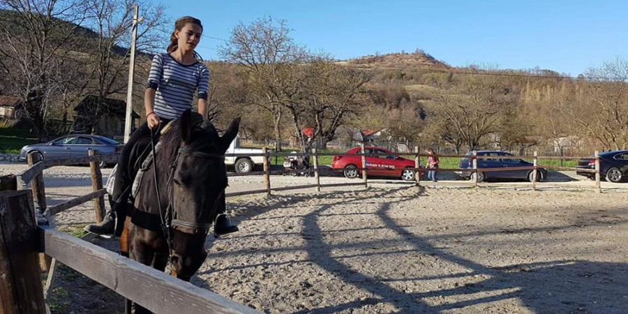 Tabere pentru copii la Centrul de echitație din Curtuiușu Mare