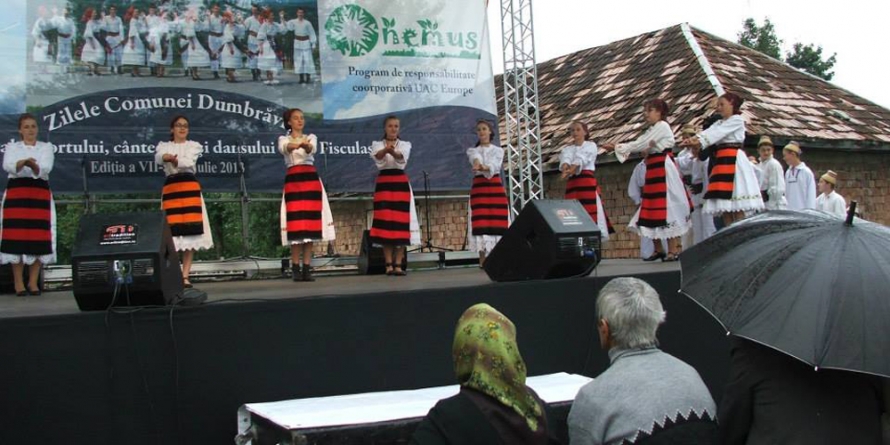 Zilele comunei Dumbrăvița și “Festivalului Cântecului si Dansului de pe Fisculaș”