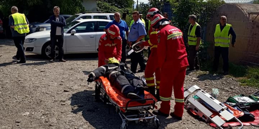 Pompierii au intervenit, azi, la depoul CFR Sighetu Marmației (GALERIE FOTO)