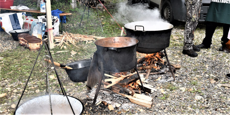 ”Festivalul Ceaunelor” de la Baia Sprie, un regal al papilelor gustative (GALERIE FOTO)