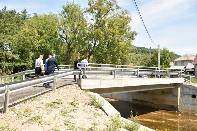 Două poduri peste Bârsău, construite în Valea Chioarului