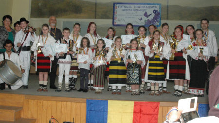 Maramureșeni premiați la Festivalul–concurs național „Armonii românești”