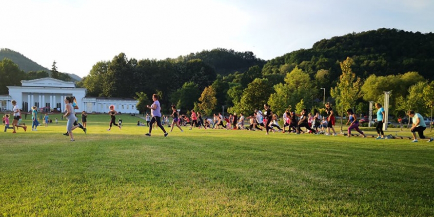 Ora de sport de vineri seara