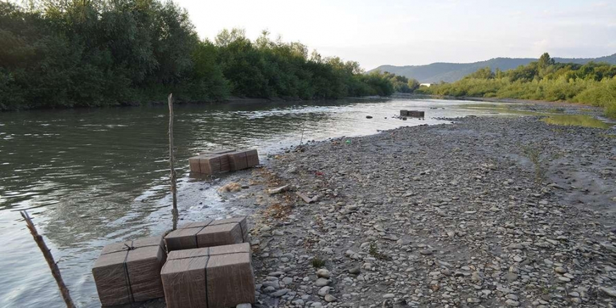 La graniță, drona-i mică, dar daravela-i mare